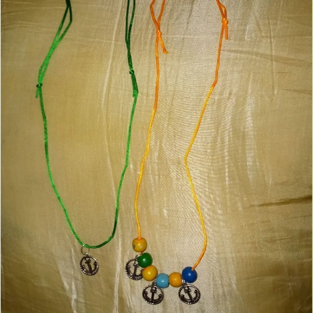His&hers anchor charm set